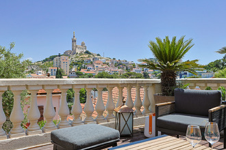 Ma-Cabane - Vente Appartement MARSEILLE 7, 125 m²