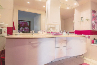 Ma-Cabane - Vente Appartement MARSEILLE 8, 104 m²