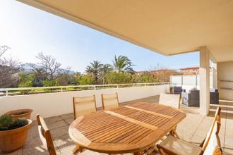 Ma-Cabane - Vente Appartement MARSEILLE 8EME ARR - LES PLAGES, 101 m²