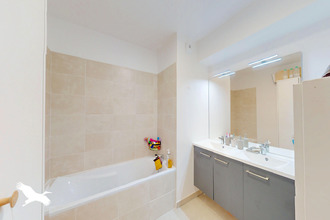 Ma-Cabane - Vente Appartement MARSEILLE 9, 93 m²