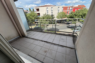Ma-Cabane - Vente Appartement Meyzieu, 64 m²