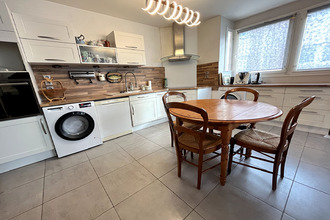 Ma-Cabane - Vente Appartement MONTIGNY-LE-BRETONNEUX, 93 m²