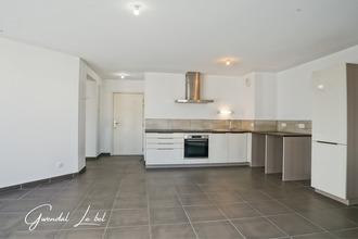 Ma-Cabane - Vente Appartement NIMES, 69 m²