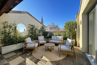 Ma-Cabane - Vente Appartement Nîmes, 215 m²