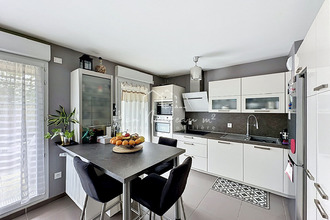Ma-Cabane - Vente Appartement NOISY-LE-GRAND, 70 m²