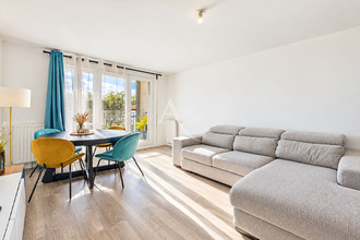 Ma-Cabane - Vente Appartement NOISY-LE-GRAND, 59 m²