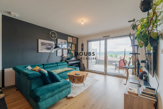Ma-Cabane - Vente Appartement ORCHAMPS-VENNES, 71 m²