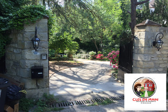 Ma-Cabane - Vente Appartement Osny, 600 m²