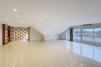 Ma-Cabane - Vente Appartement OZOIR-LA-FERRIERE, 119 m²