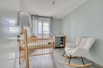 Ma-Cabane - Vente Appartement OZOIR-LA-FERRIERE, 87 m²