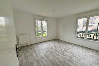 Ma-Cabane - Vente Appartement OZOIR-LA-FERRIERE, 63 m²