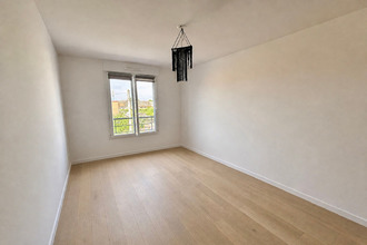 Ma-Cabane - Vente Appartement OZOIR-LA-FERRIERE, 40 m²