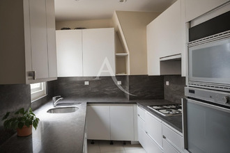 Ma-Cabane - Vente Appartement PARIS 17, 79 m²