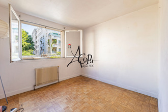Ma-Cabane - Vente Appartement PARIS 18, 64 m²