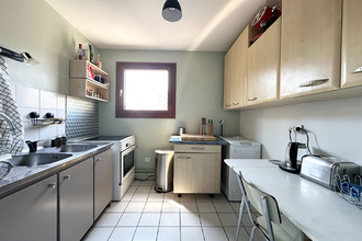 Ma-Cabane - Vente Appartement PARIS 18, 65 m²