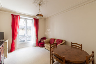 Ma-Cabane - Vente Appartement PARIS 18, 54 m²