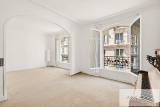 Ma-Cabane - Vente Appartement PARIS 18, 66 m²