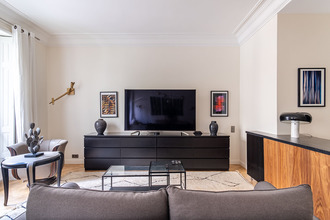 Ma-Cabane - Vente Appartement PARIS 8, 227 m²