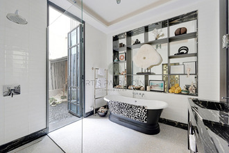 Ma-Cabane - Vente Appartement PARIS 8, 156 m²