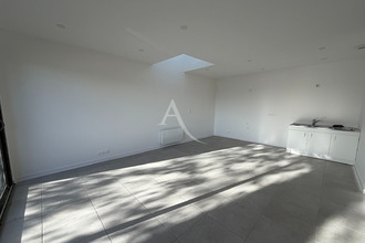 Ma-Cabane - Vente Appartement PELLOUAILLES-LES-VIGNES, 48 m²