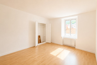 Ma-Cabane - Vente Appartement PONT-DE-ROIDE, 93 m²