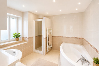 Ma-Cabane - Vente Appartement PONT-DE-ROIDE, 93 m²