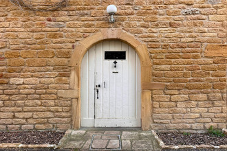 Ma-Cabane - Vente Appartement POUILLY-LE-MONIAL, 224 m²