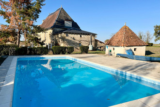 Ma-Cabane - Vente Appartement PRESSAC, 297 m²