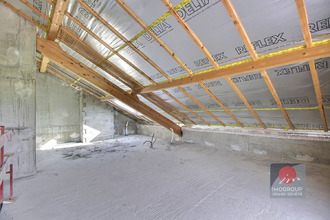 Ma-Cabane - Vente Appartement REIGNIER-ESERY, 206 m²