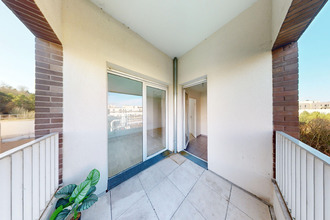 Ma-Cabane - Vente Appartement ROMAINVILLE, 64 m²