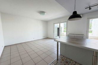 Ma-Cabane - Vente Appartement ROQUEVAIRE, 45 m²