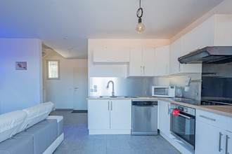 Ma-Cabane - Vente Appartement Saint-Blaise, 59 m²