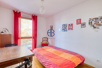 Ma-Cabane - Vente Appartement SAINT-BONNET-DE-MURE, 65 m²