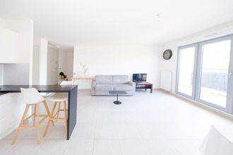 Ma-Cabane - Vente Appartement SAINT-CYR-L'ECOLE, 66 m²