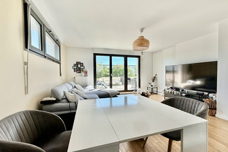 Ma-Cabane - Vente Appartement SAINT-CYR-L'ECOLE, 65 m²