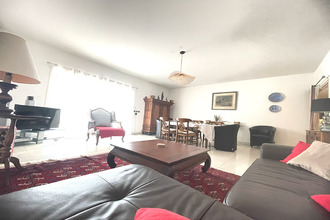 Ma-Cabane - Vente Appartement SAINT-CYR-SUR-MER, 100 m²