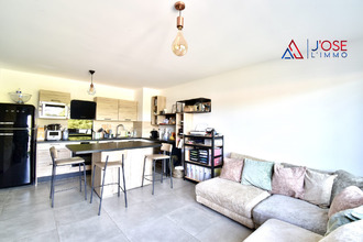 Ma-Cabane - Vente Appartement Saint-Cyr-sur-Mer, 60 m²