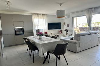 Ma-Cabane - Vente Appartement Saint-Cyr-sur-Mer, 71 m²