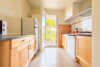Ma-Cabane - Vente Appartement SAINT-CYR-SUR-MER, 75 m²
