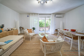 Ma-Cabane - Vente Appartement Saint-Cyr-sur-Mer, 63 m²