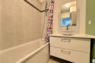 Ma-Cabane - Vente Appartement SAINT-ETIENNE-DU-ROUVRAY, 77 m²