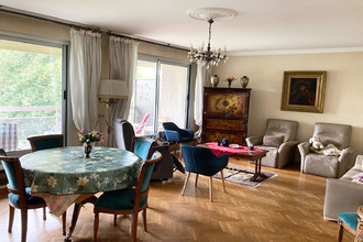 Ma-Cabane - Vente Appartement SAINT-GRATIEN, 107 m²