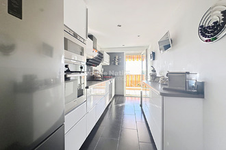 Ma-Cabane - Vente Appartement SAINT-LAURENT-DU-VAR, 59 m²