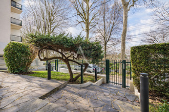 Ma-Cabane - Vente Appartement SAINT-MAUR-DES-FOSSES, 63 m²