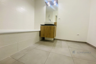 Ma-Cabane - Vente Appartement Saint-Priest, 59 m²