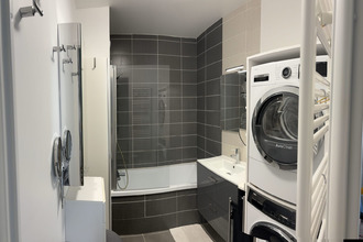 Ma-Cabane - Vente Appartement Sathonay-Camp, 77 m²
