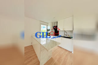 Ma-Cabane - Vente Appartement SAVIGNY-LE-TEMPLE, 84 m²