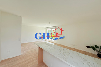 Ma-Cabane - Vente Appartement SAVIGNY-LE-TEMPLE, 84 m²