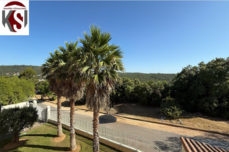 Ma-Cabane - Vente Appartement SEILLONS-SOURCE-D'ARGENS, 63 m²