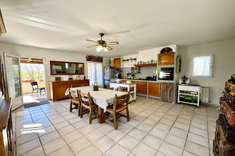 Ma-Cabane - Vente Appartement SEILLONS-SOURCE-D'ARGENS, 93 m²